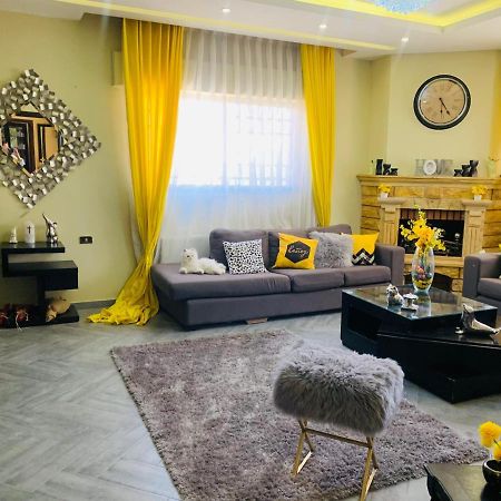 مادابا Laura'S Modern Villa المظهر الخارجي الصورة